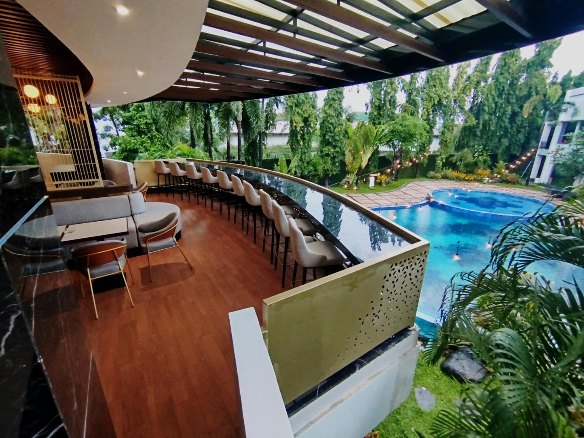 The Sun Hotel Sidoarjo Zewnętrze zdjęcie