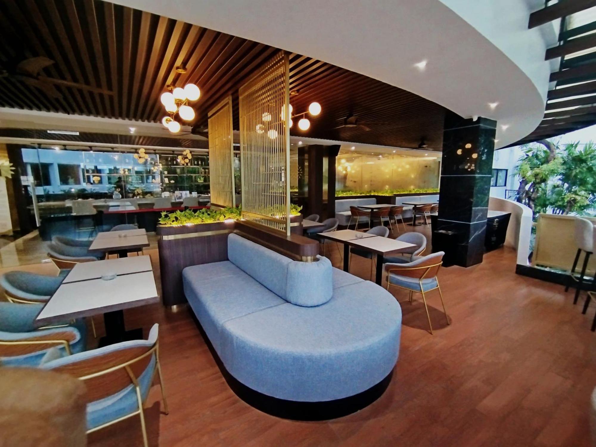 The Sun Hotel Sidoarjo Zewnętrze zdjęcie