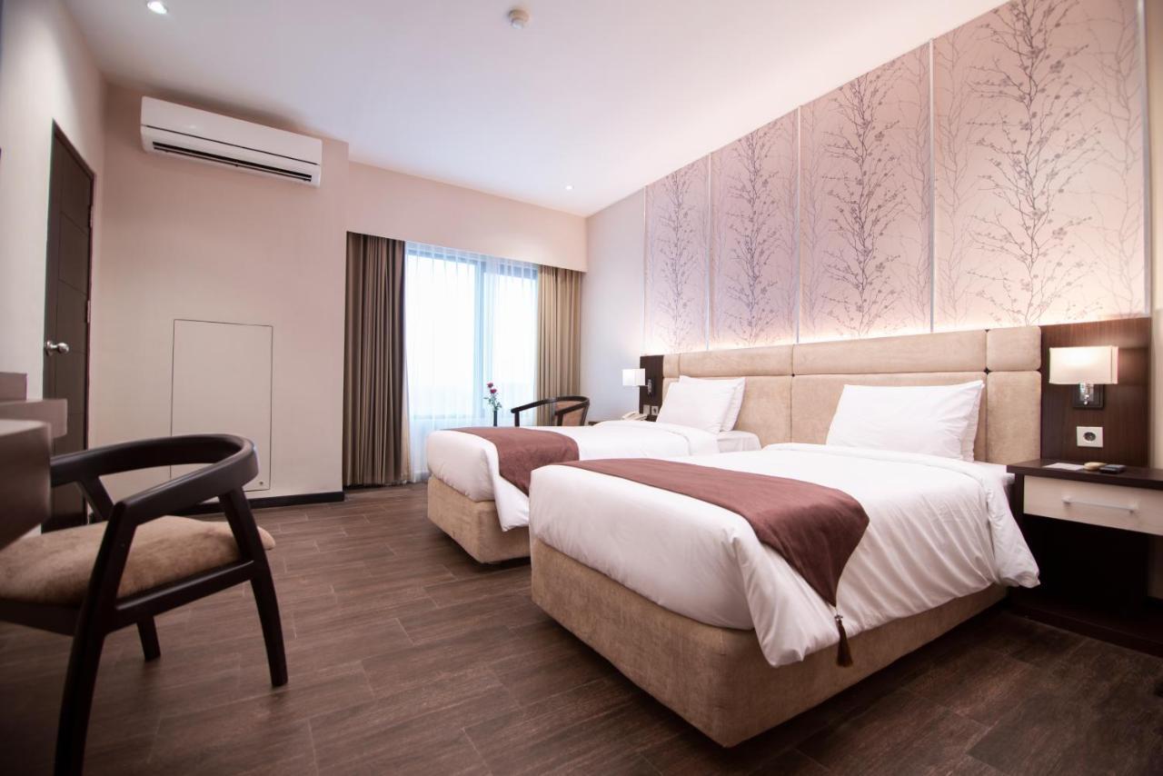 The Sun Hotel Sidoarjo Zewnętrze zdjęcie