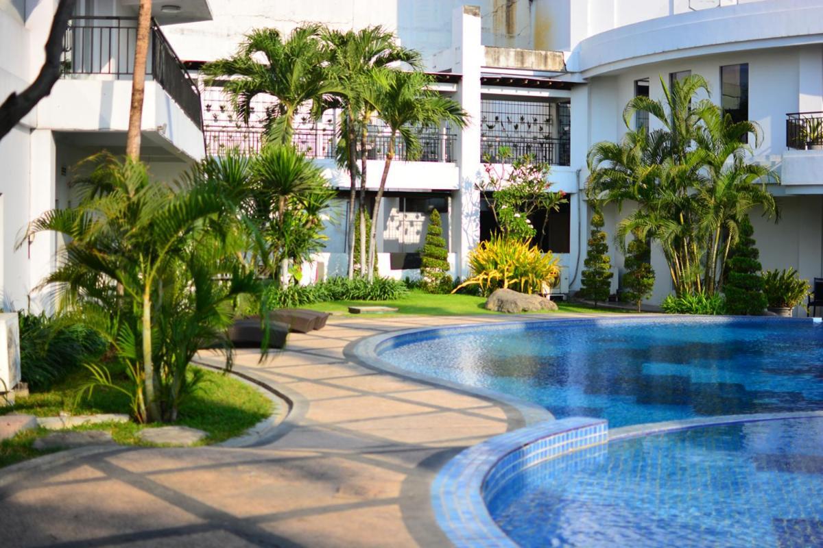 The Sun Hotel Sidoarjo Zewnętrze zdjęcie