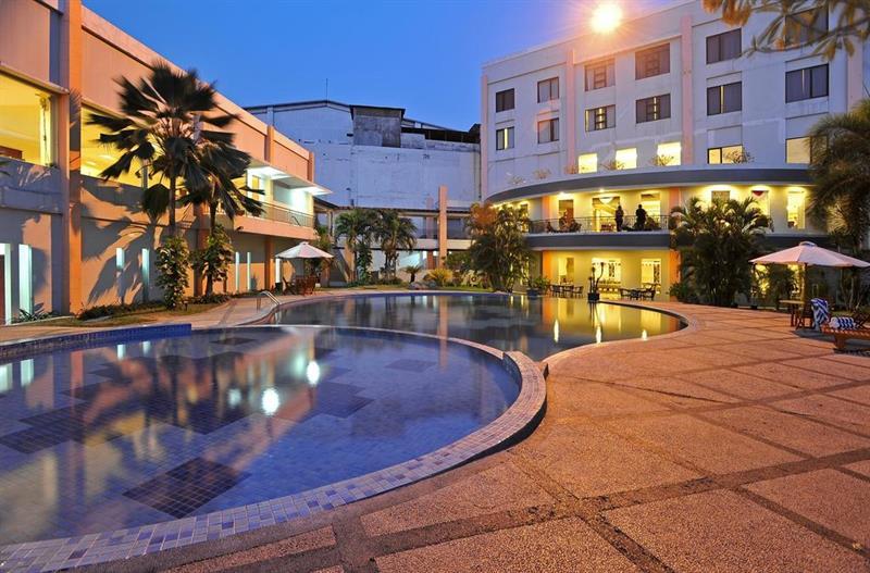 The Sun Hotel Sidoarjo Zewnętrze zdjęcie