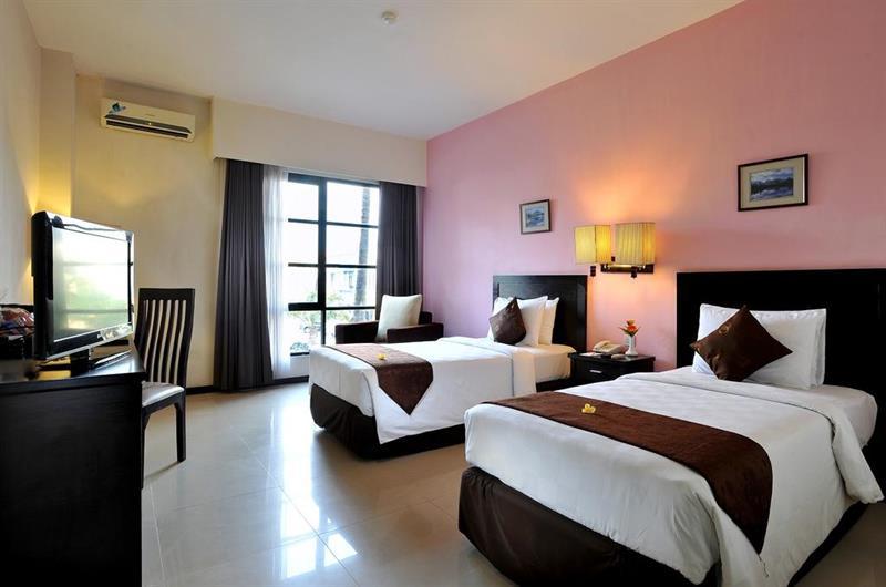 The Sun Hotel Sidoarjo Zewnętrze zdjęcie