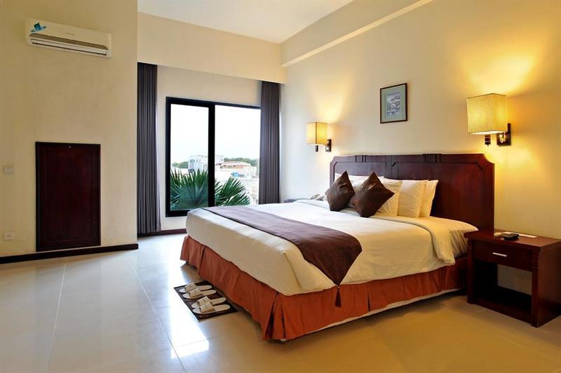 The Sun Hotel Sidoarjo Zewnętrze zdjęcie